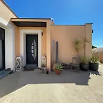 La Des Cistes Au Calme Vue étangs Villa