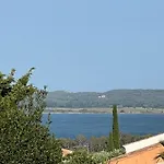Villa La Des Cistes Au Calme Vue Etangs *