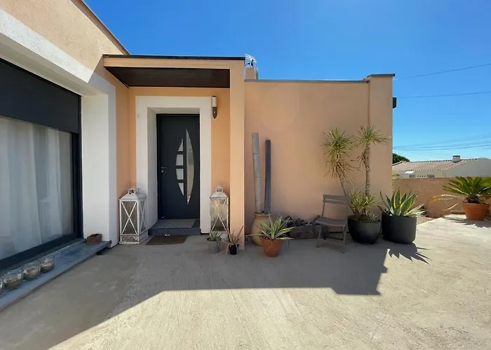 La Des Cistes Au Calme Vue Etangs ヴィラ