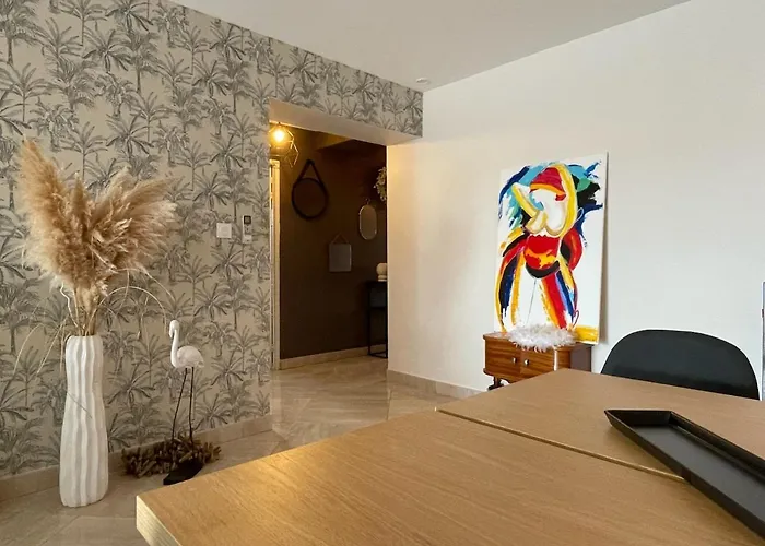 La Des Cistes Au Calme Vue Etangs ヴィラ ナルボンヌ