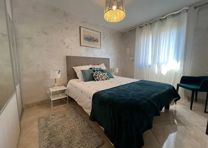 ヴィラ La Des Cistes Au Calme Vue Etangs